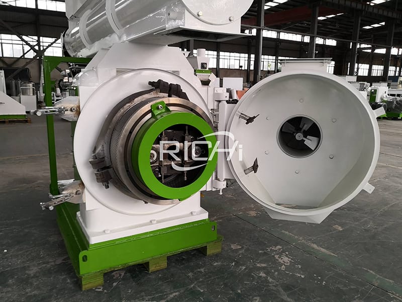 1.5-2.5 t/h capacity alfalfa grass pellet machine