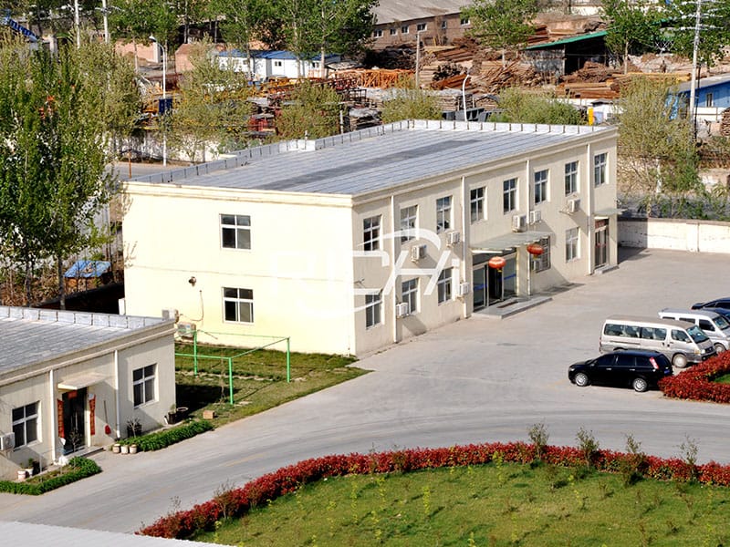 How to thoroughly purify and disinfect the poultry drinking water system?