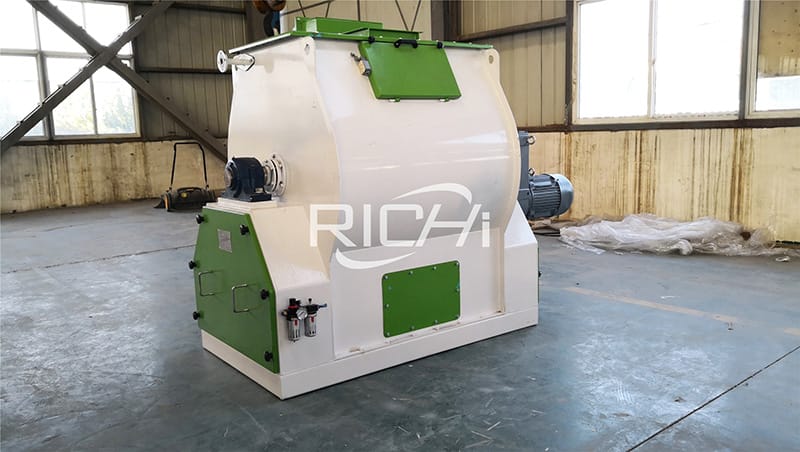 animal poultry feed crushing and mixing equipment