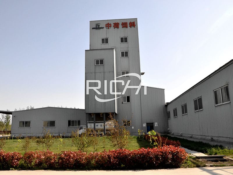 1-10 Ton per hour poultry chicken cattle feed production line's crushing ingredient process