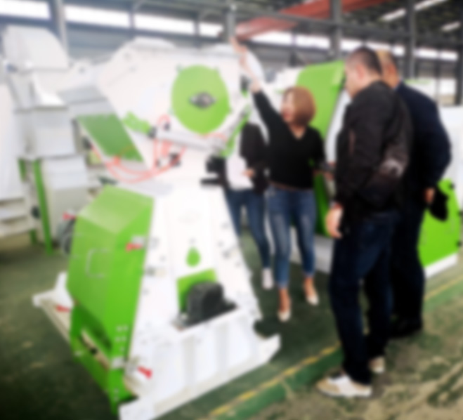Turkish customers visit the factory